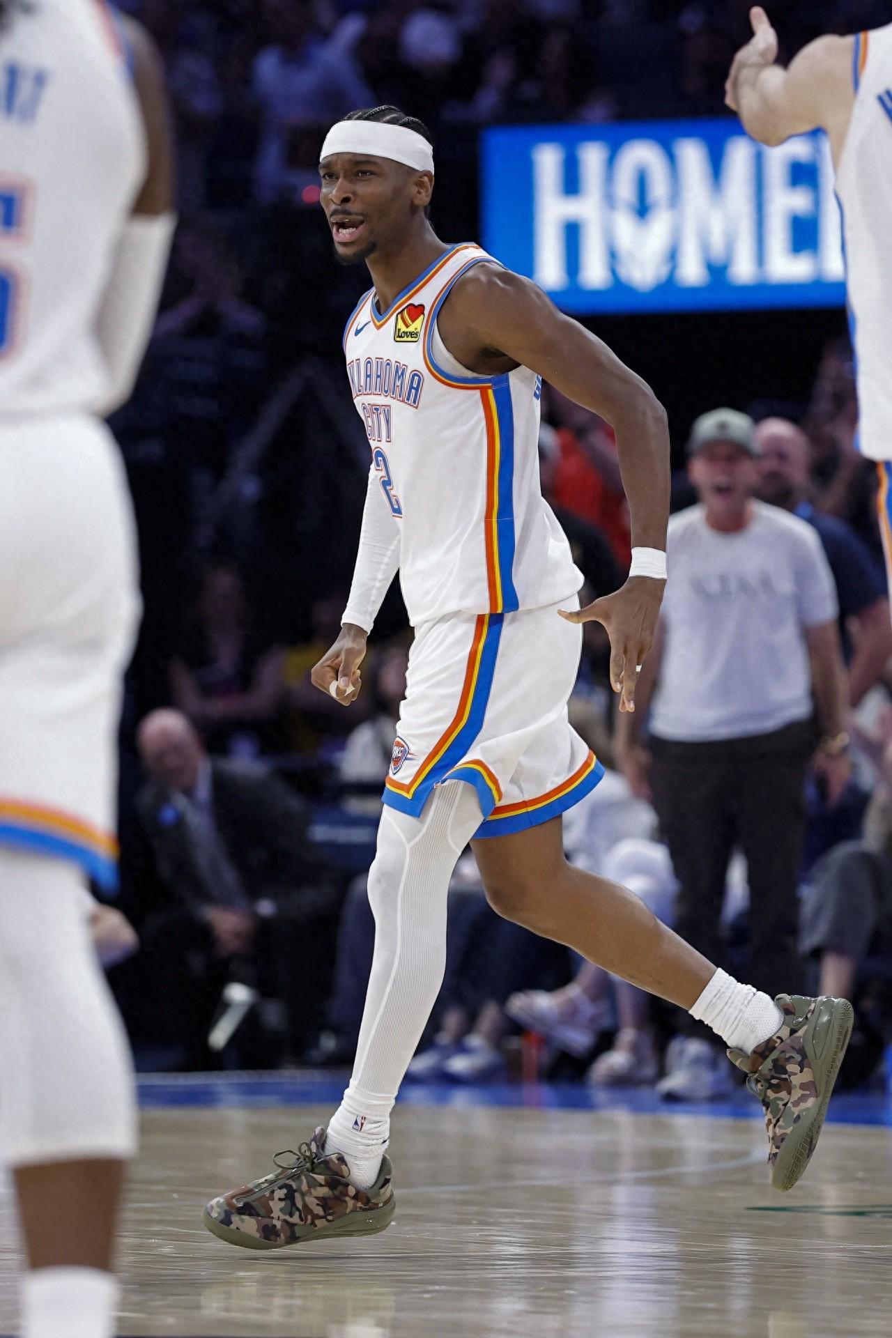 开云-SGA你太狠，都说你靠哨子，今天42+4+8，达成NBA历史独一无二纪录